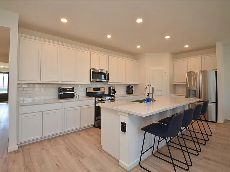 21830 Redwood Bluff Trl — Photo 11