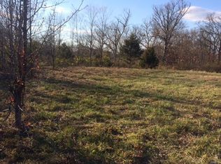 1061 Majestic Dr, Fenton, MO 63026