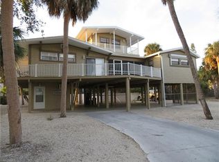 137 Madison Ct, Fort Myers Beach, FL 33931