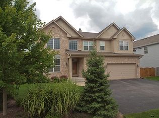 729 E Hintz Rd, Arlington Heights, IL 60004