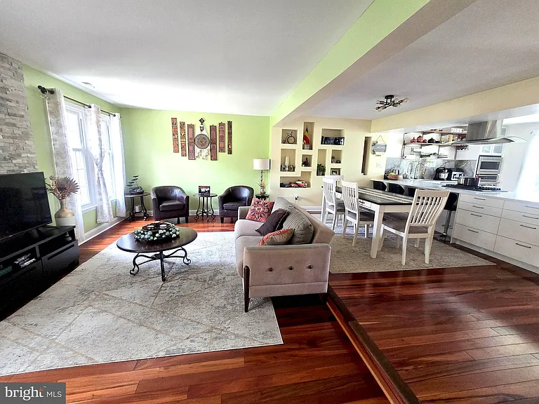 4453 Edan Mae Ct — Photo 5