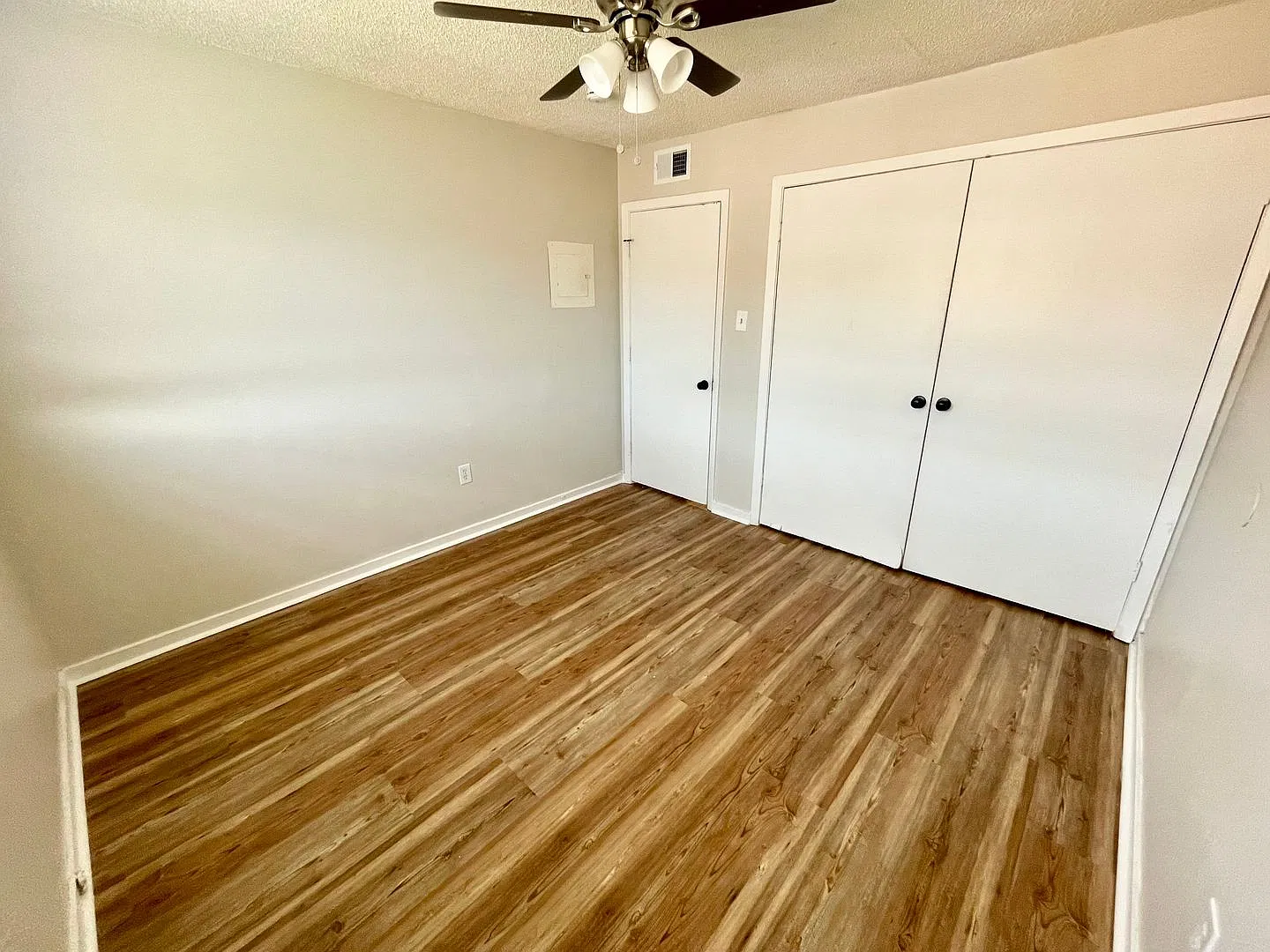 2 Bed/1 Bath Apartments Available in Pearl! — Photo 4
