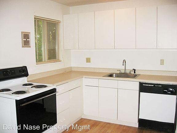 2nd image of 9425 SW Tauchman St APT D