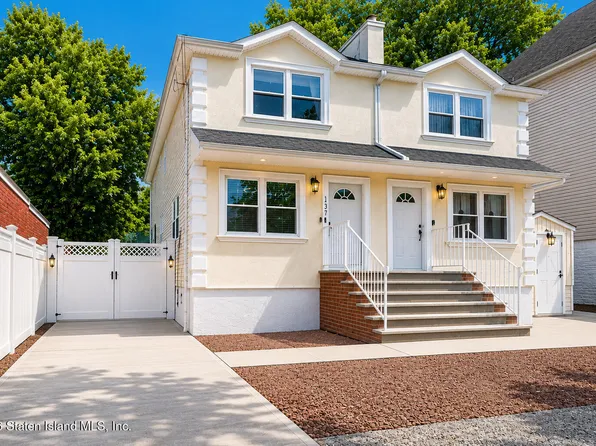 137 Lafayette Ave, Staten Island, NY 10301