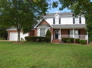 2877 Old Well Ln, Gastonia, NC 28054