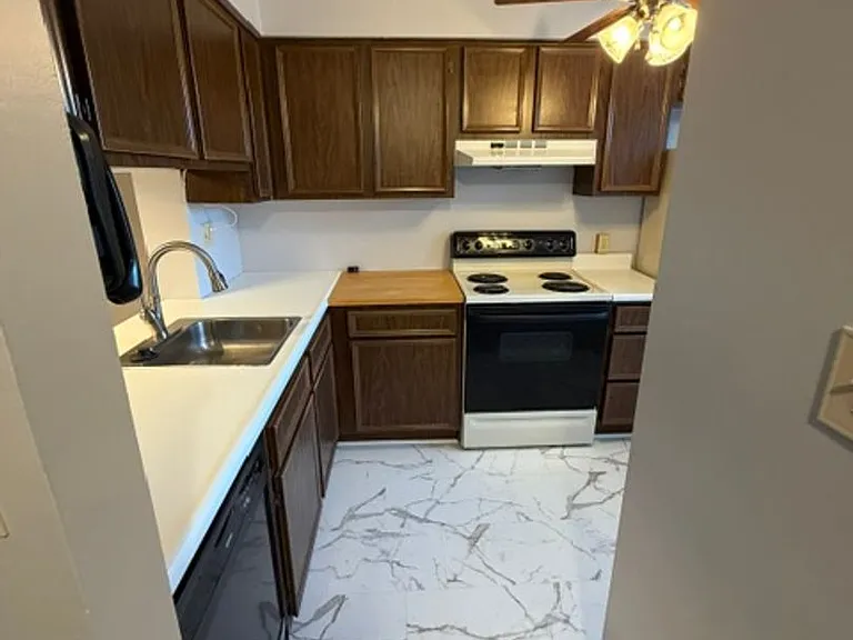 29 Shadow Dr — Photo 8