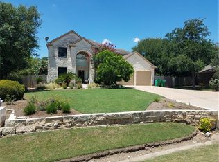 135 Saguaro Dr, Buda, TX 78610