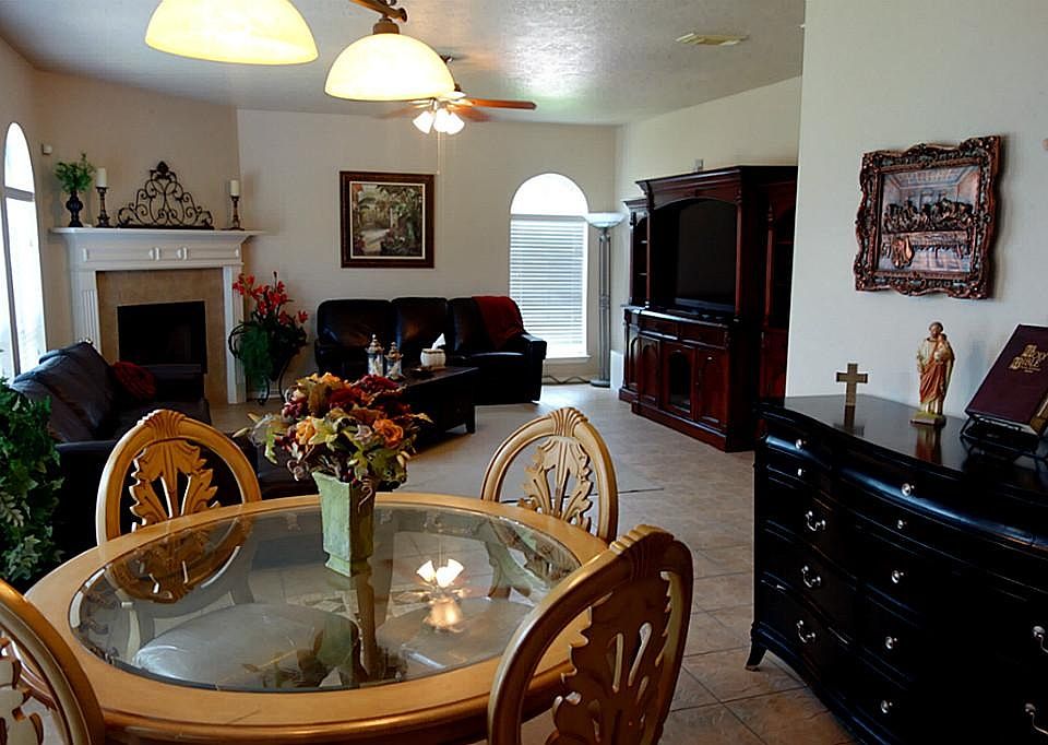 1st image of 19130 W Sawtooth Canyon Dr