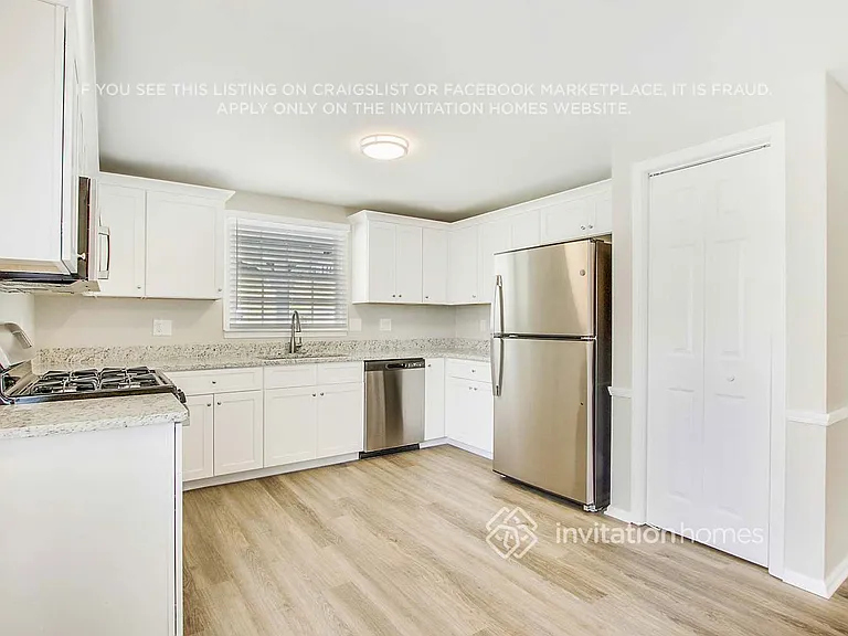 281 Lancaster Cir — Photo 11