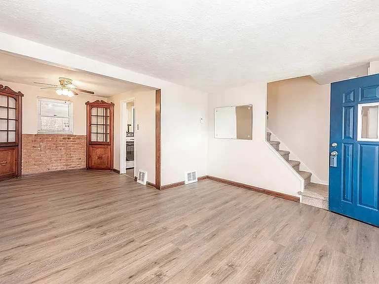 12 Wenzell Pl — Photo 3