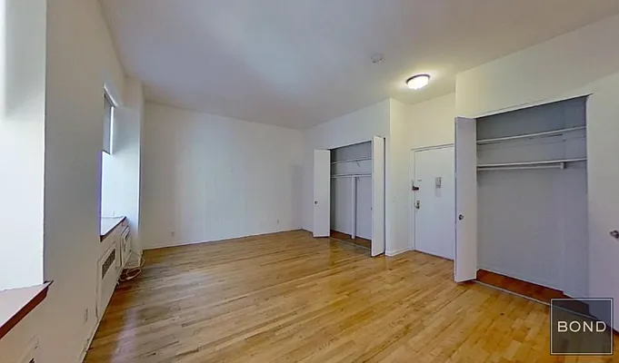 Rented by Bond New York | media 1