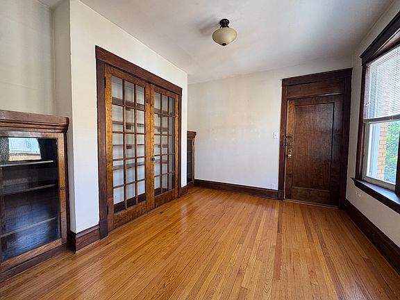 2nd image of 4107 N Ashland Ave #3E