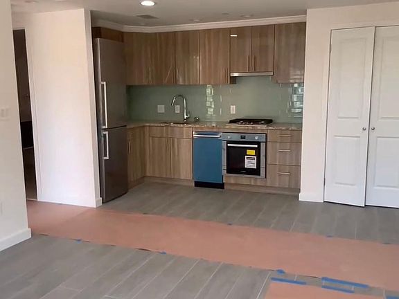 2nd image of 132 27th Ave #41-5