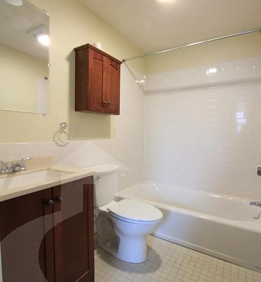 4 Douglass St #2 — Photo 12