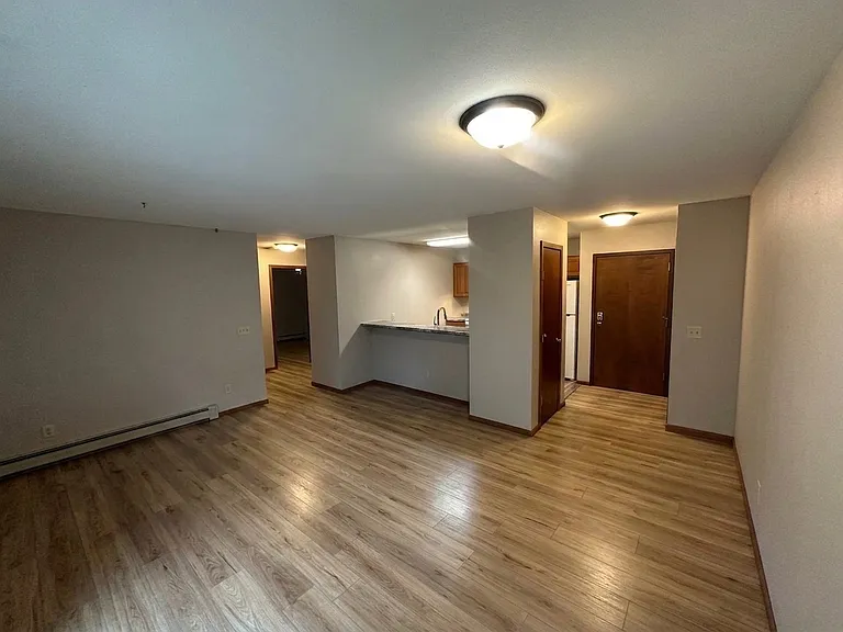 3401 Harmony Ln — Photo 4