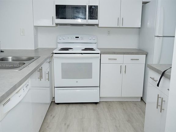4th image of 2600 S University Dr APT 311
