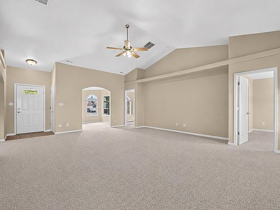 3rd image of 2860 Rock Creek Dr