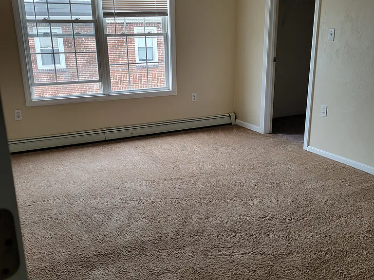 15 Montrose St #2 — Photo 18