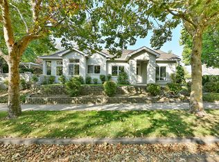 692 Mountain View Dr, Medford, OR 97504