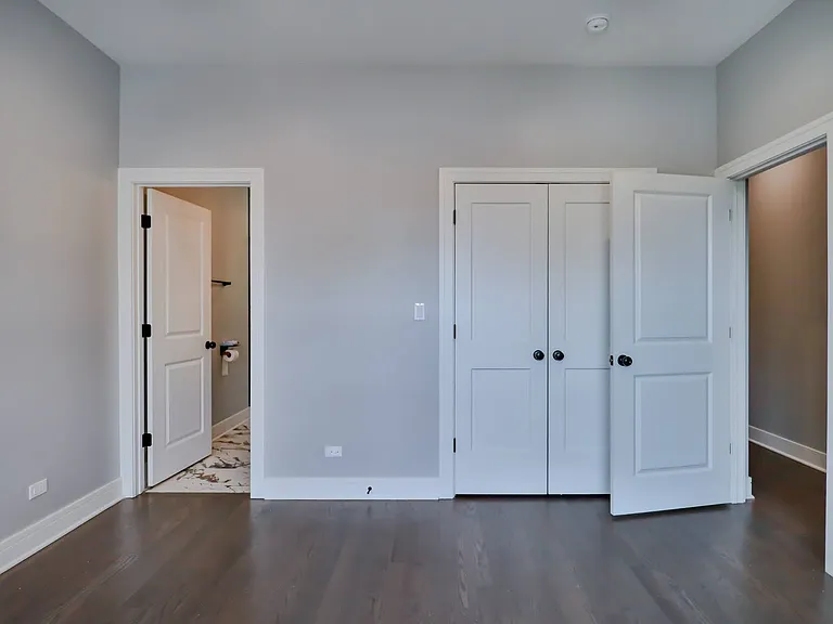 4827 S Saint Lawrence Ave #2 — Photo 14
