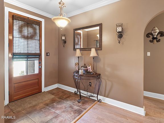 2nd image of 127 Still Waters Ln