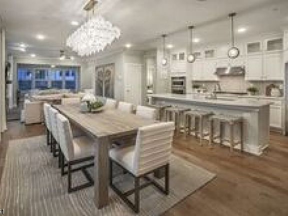 2nd image of 27 Cunningham Dr #6