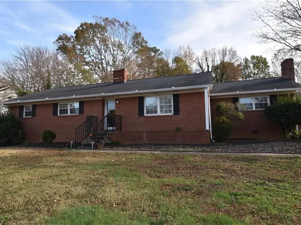 127 Dogwood Dr, Burlington, NC 27215