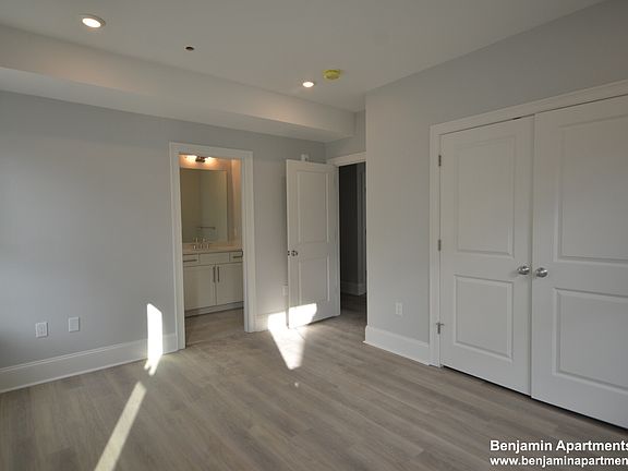 4th image of 100 Brooks St APT 2