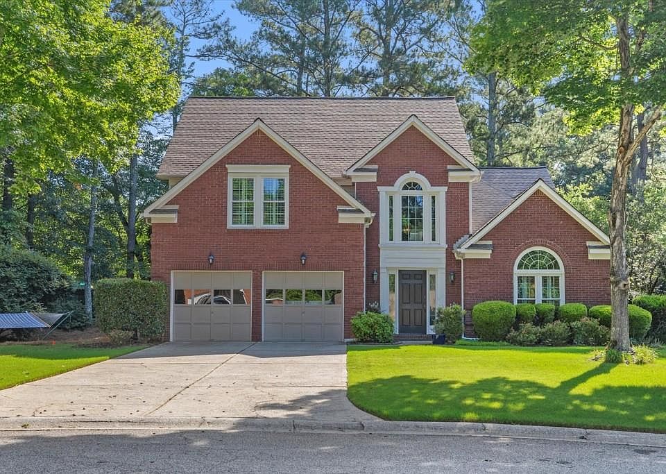 1st image of 2042 Londonberry Ct