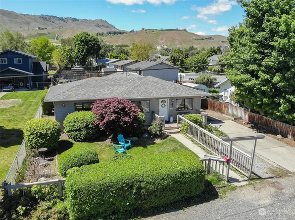 1422 Pershing Street, Wenatchee, WA 98801