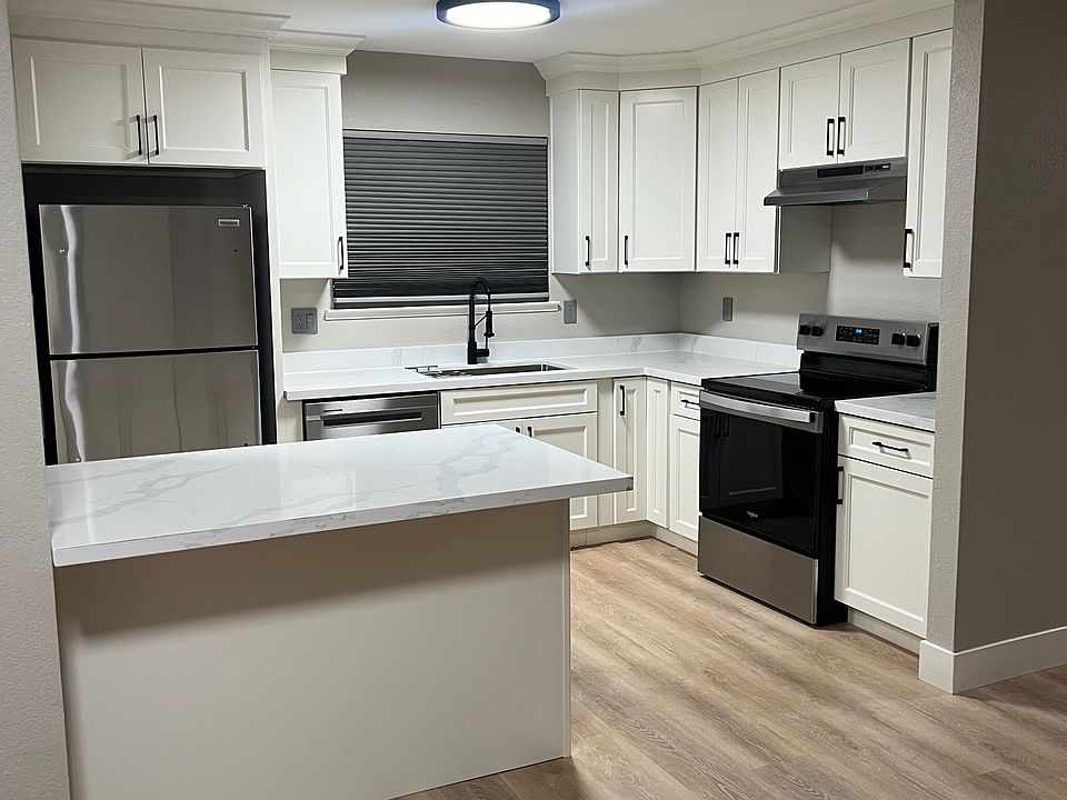 1st image of 1458 Suntree Pl