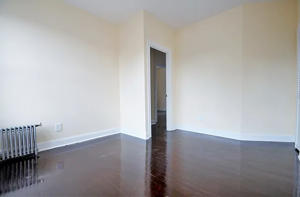 Rented by CITY SKYLINE REALTY INC | media 30