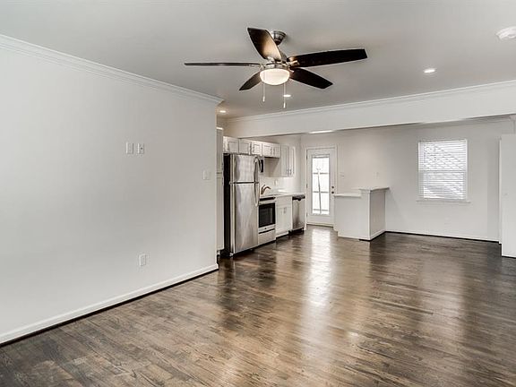 4th image of 4302 McKinney Ave #4304B