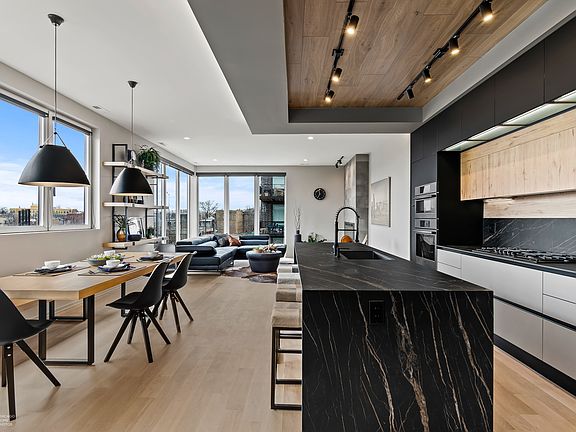 2nd image of 1300 N Claremont Ave #3W