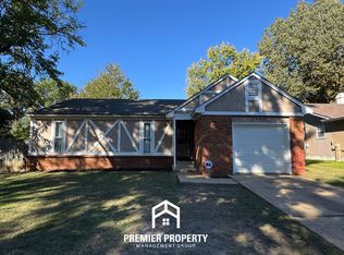 6042 New Leaf Ln, Memphis, TN 38141