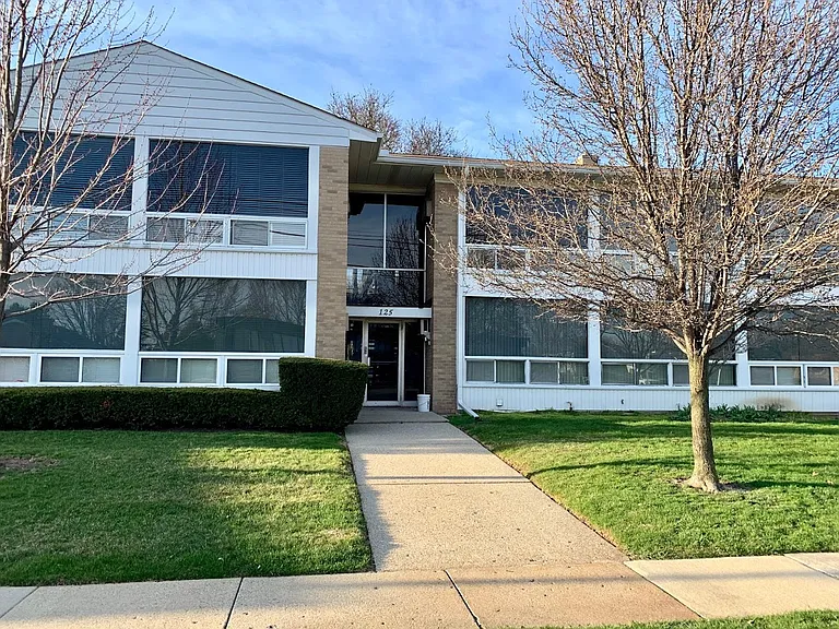 125 E Forteen Mile Rd #11 — Photo 15