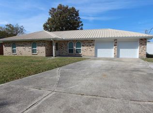 208 Santa Cruz Ct, Luling, LA 70070