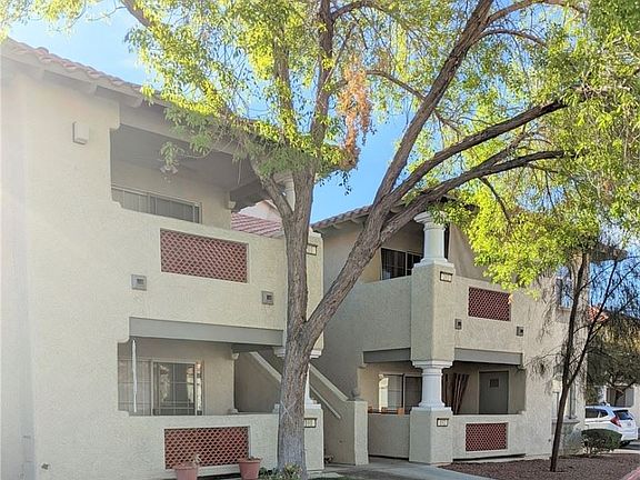 3rd image of 3500 Winterhaven St Unit 202
