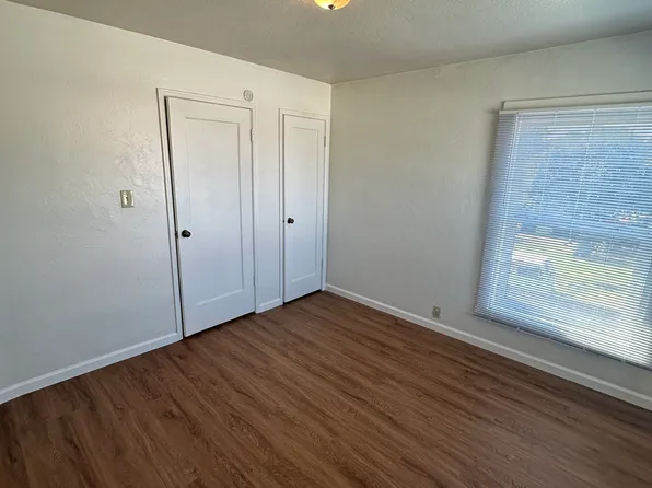 3533 N Bungalow Ln, Fresno, CA 93704