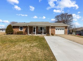 303 E Ritter St, Ellettsville, IN 47429