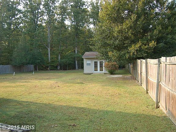 3rd image of 40 Brown Cir