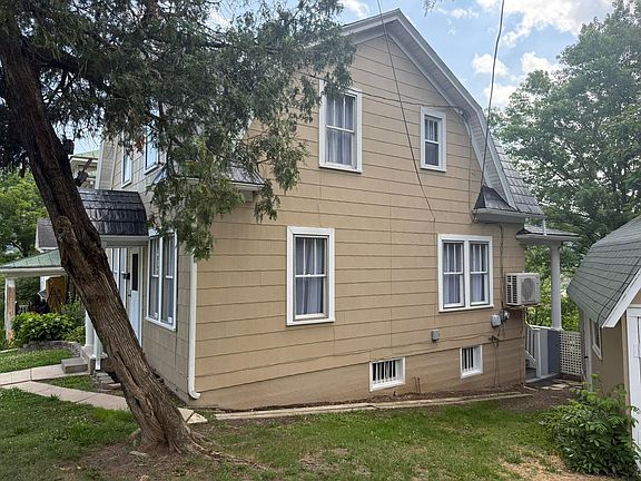 2nd image of 625 Jefferson Ave