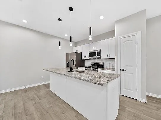 7414 Mount St — Photo 2