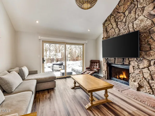 877 Deer Blvd APT 1, Avon, CO 81620
