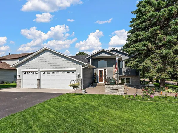 17317 Faraday Ct, Farmington, MN 55024