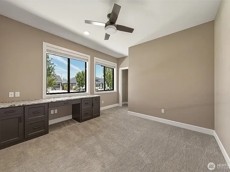 2643 Molten Ct — Photo 30