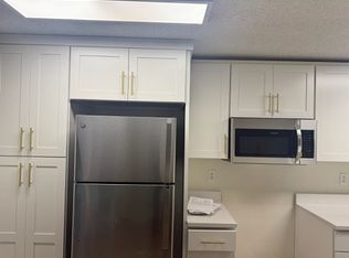 15455 10th Ave SW #101, Seattle, WA 98166