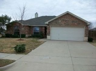 401 Reagan Ln, Burleson, TX 76028