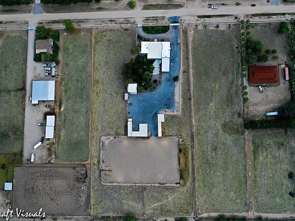 4th image of 41980 N Bonanza Ln