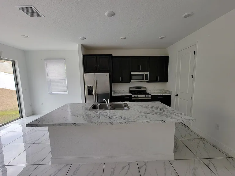 2499 Spring Breeze Dr — Photo 4